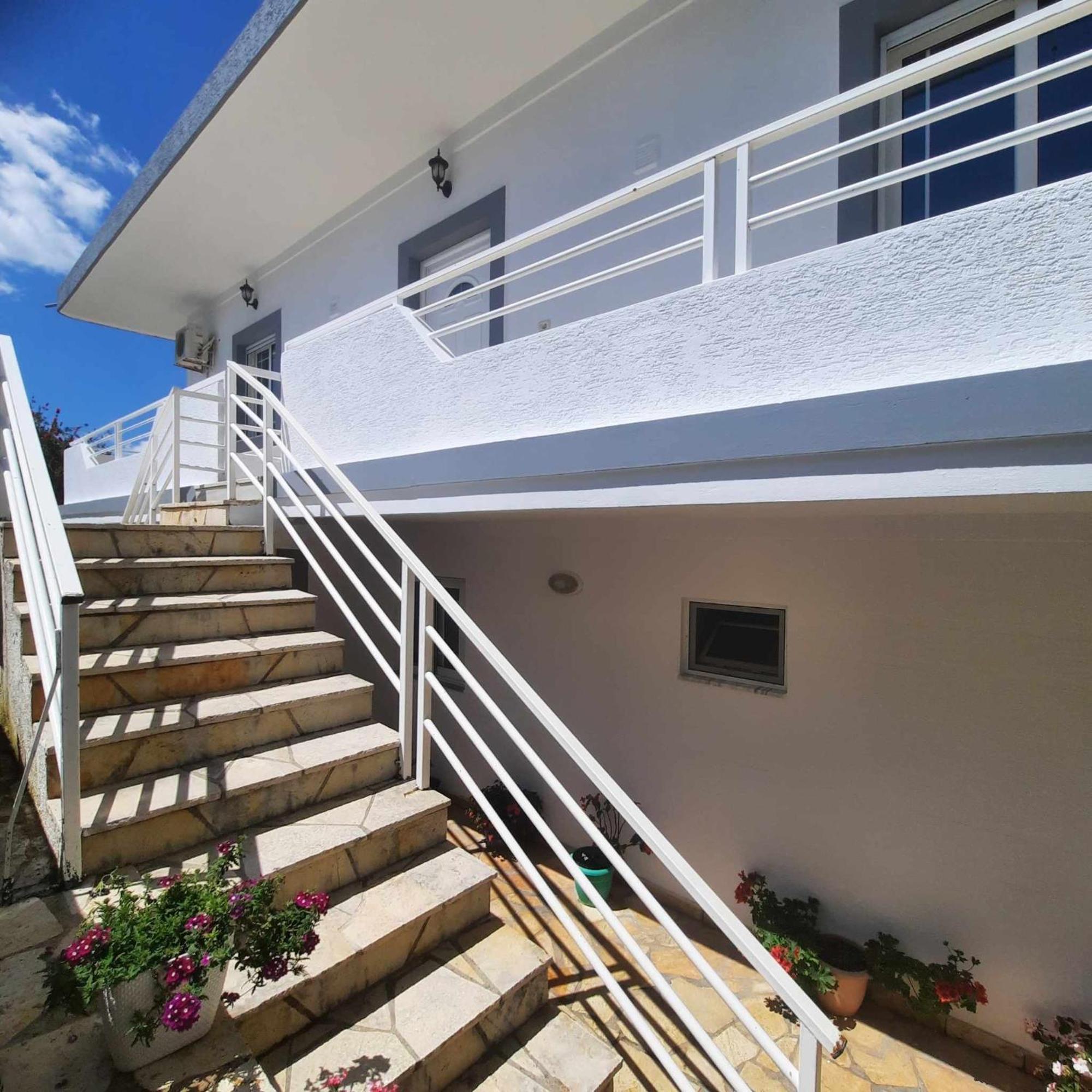 Vila Bexheti Ksamil Exteriör bild